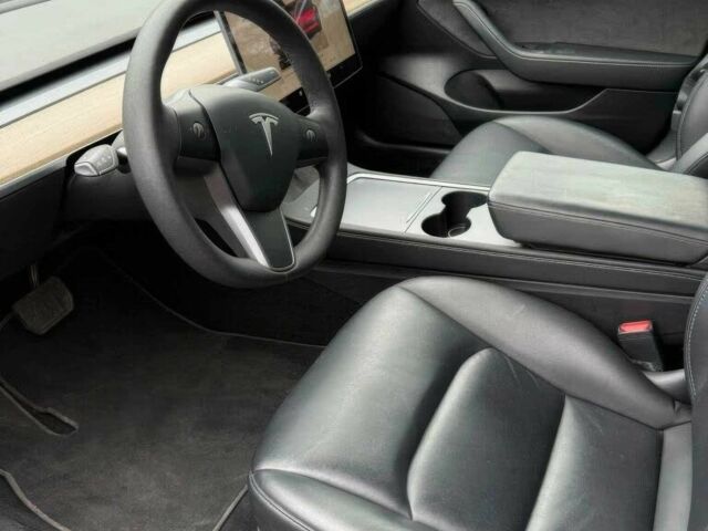 Тесла Модель 3 2022 у Хмельницькому на Automoto.ua Сірий Тесла Модель 3, об'ємом двигуна 0 л та пробігом 10 тис. км за 10100 $, фото 10 на Automoto.ua