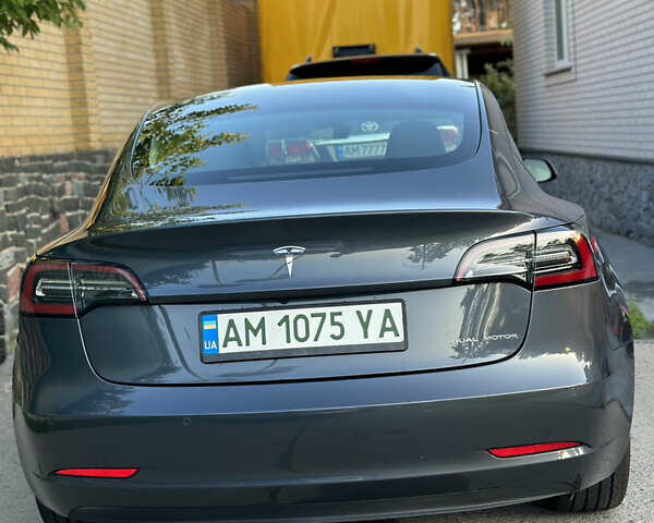 Сірий Тесла Модель 3, об'ємом двигуна 0 л та пробігом 5 тис. км за 27500 $, фото 17 на Automoto.ua