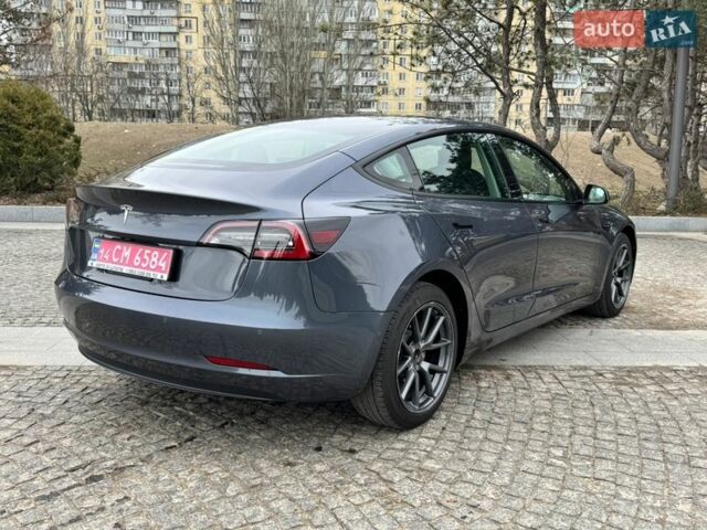 Серый Тесла Модель 3, объемом двигателя 0 л и пробегом 77 тыс. км за 18500 $, фото 10 на Automoto.ua