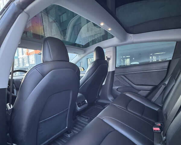 Сірий Тесла Модель 3, об'ємом двигуна 0 л та пробігом 77 тис. км за 22500 $, фото 13 на Automoto.ua