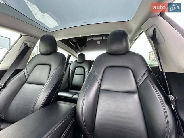 Сірий Тесла Модель 3, об'ємом двигуна 0 л та пробігом 189 тис. км за 18500 $, фото 13 на Automoto.ua