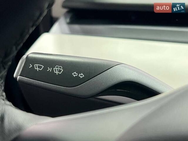 Серый Тесла Модель 3, объемом двигателя 0 л и пробегом 84 тыс. км за 21500 $, фото 15 на Automoto.ua