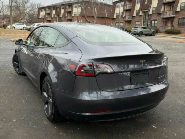 Тесла Модель 3 2022 у Хмельницькому на Automoto.ua Сірий Тесла Модель 3, об'ємом двигуна 0 л та пробігом 10 тис. км за 10100 $, фото 6 на Automoto.ua
