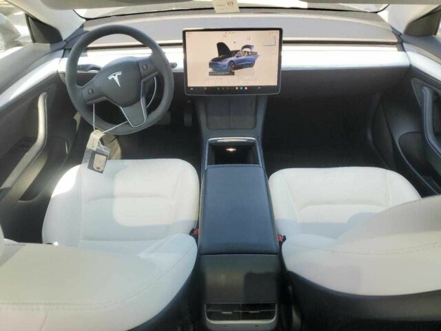 Серый Тесла Модель 3, объемом двигателя 0 л и пробегом 46 тыс. км за 14900 $, фото 7 на Automoto.ua