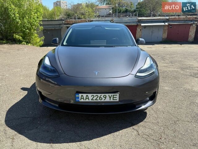 Сірий Тесла Модель 3, об'ємом двигуна 0 л та пробігом 107 тис. км за 20500 $, фото 3 на Automoto.ua