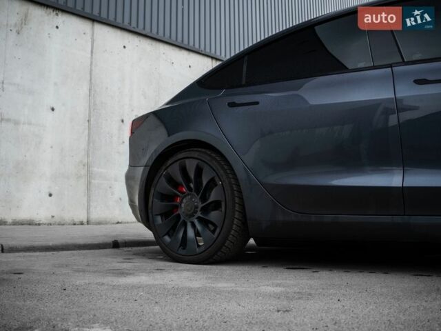 Серый Тесла Модель 3, объемом двигателя 0 л и пробегом 29 тыс. км за 21600 $, фото 10 на Automoto.ua
