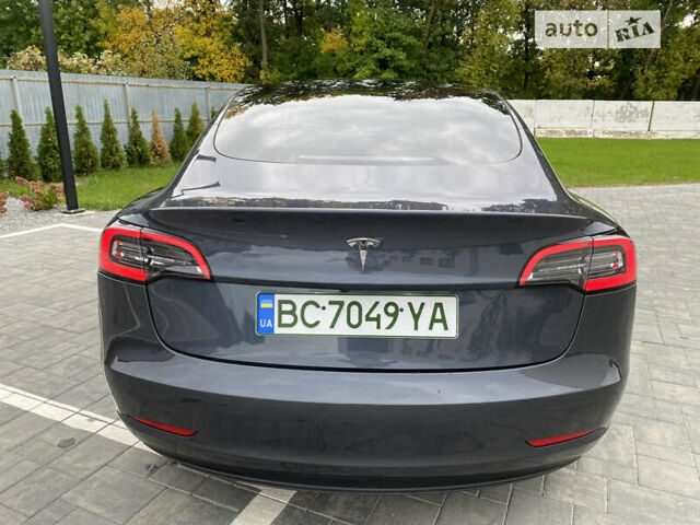 Сірий Тесла Модель 3, об'ємом двигуна 0 л та пробігом 33 тис. км за 23500 $, фото 6 на Automoto.ua