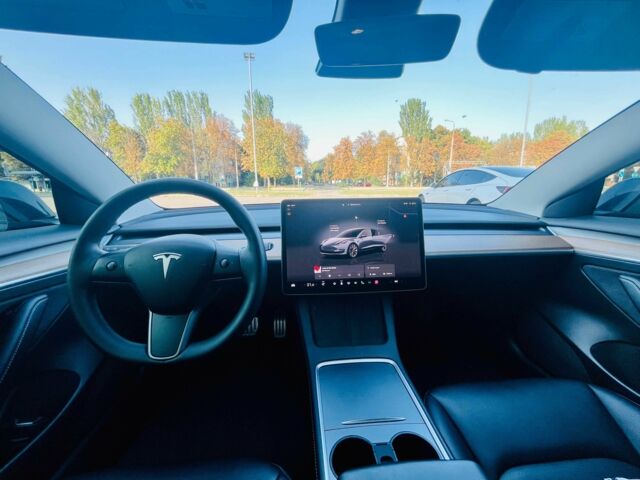 Серый Тесла Модель 3, объемом двигателя 0 л и пробегом 50 тыс. км за 22900 $, фото 8 на Automoto.ua