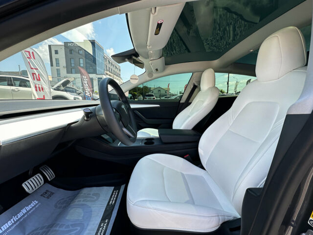 Сірий Тесла Модель 3, об'ємом двигуна 0 л та пробігом 51 тис. км за 31500 $, фото 9 на Automoto.ua