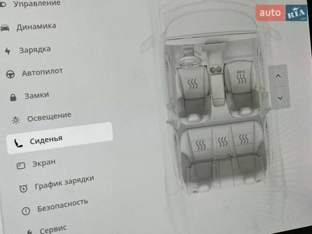 Серый Тесла Модель 3, объемом двигателя 0 л и пробегом 84 тыс. км за 21500 $, фото 17 на Automoto.ua