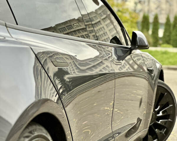 Тесла Модель 3 2022 в Киеве на Automoto.ua Серый Тесла Модель 3, объемом двигателя 0 л и пробегом 229 тыс. км за 22000 $, фото 11 на Automoto.ua