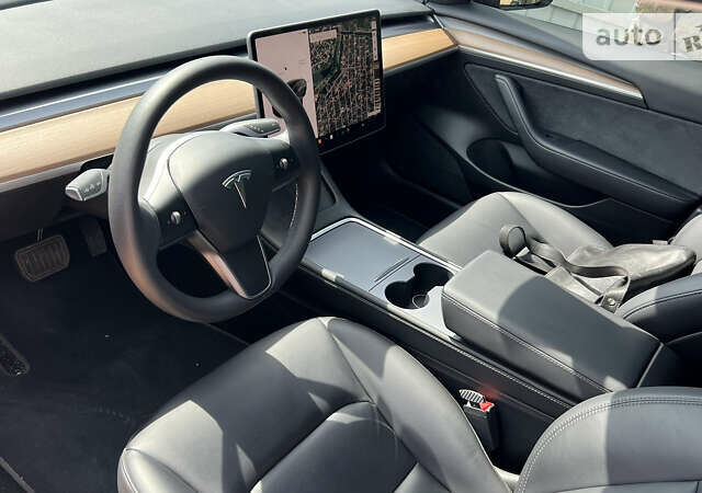 Серый Тесла Модель 3, объемом двигателя 0 л и пробегом 10 тыс. км за 31500 $, фото 37 на Automoto.ua