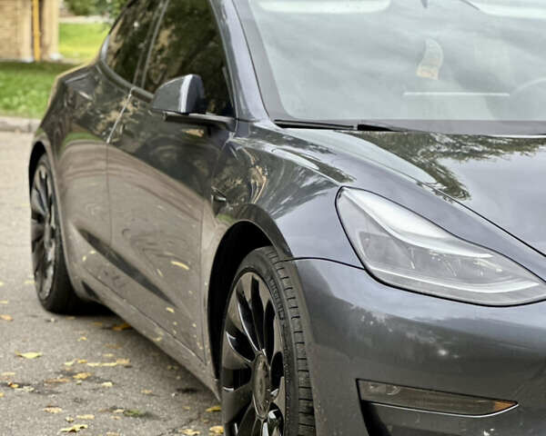 Тесла Модель 3 2022 в Киеве на Automoto.ua Серый Тесла Модель 3, объемом двигателя 0 л и пробегом 229 тыс. км за 22000 $, фото 8 на Automoto.ua