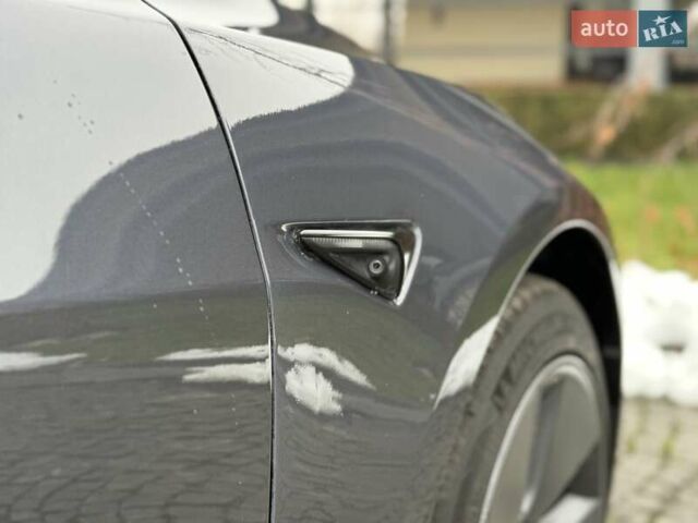 Серый Тесла Модель 3, объемом двигателя 0 л и пробегом 46 тыс. км за 20000 $, фото 86 на Automoto.ua