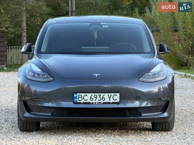 Серый Тесла Модель 3, объемом двигателя 0 л и пробегом 46 тыс. км за 22700 $, фото 10 на Automoto.ua