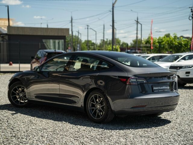 Сірий Тесла Модель 3, об'ємом двигуна 0 л та пробігом 53 тис. км за 23900 $, фото 6 на Automoto.ua