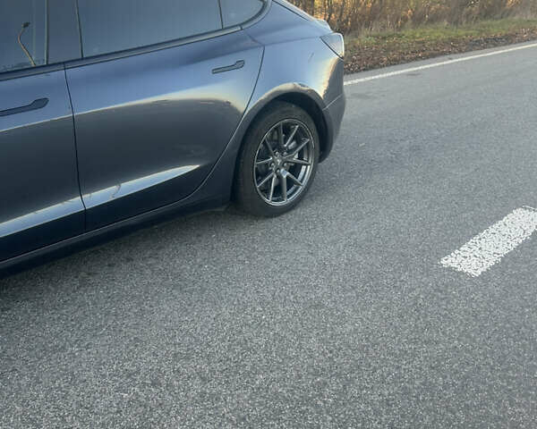 Сірий Тесла Модель 3, об'ємом двигуна 0 л та пробігом 59 тис. км за 21900 $, фото 6 на Automoto.ua