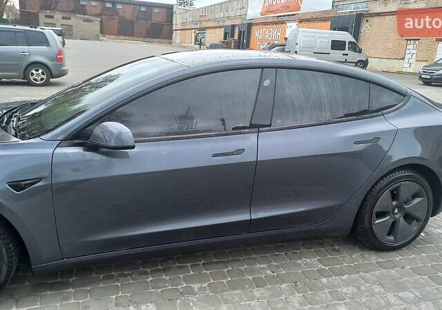 Сірий Тесла Модель 3, об'ємом двигуна 0 л та пробігом 70 тис. км за 25400 $, фото 6 на Automoto.ua