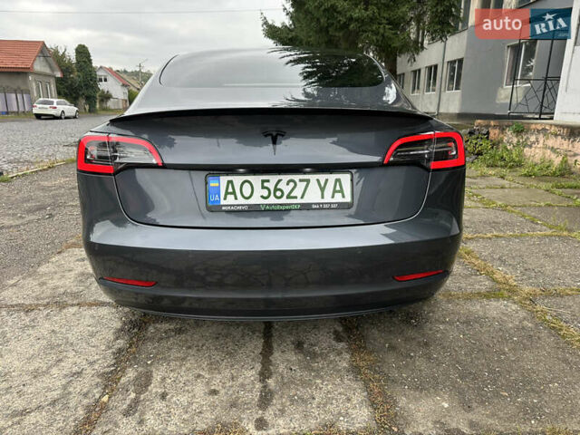 Серый Тесла Модель 3, объемом двигателя 0 л и пробегом 68 тыс. км за 24600 $, фото 11 на Automoto.ua