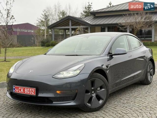 Серый Тесла Модель 3, объемом двигателя 0 л и пробегом 46 тыс. км за 20000 $, фото 24 на Automoto.ua