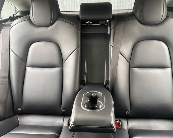 Серый Тесла Модель 3, объемом двигателя 0 л и пробегом 109 тыс. км за 20500 $, фото 18 на Automoto.ua