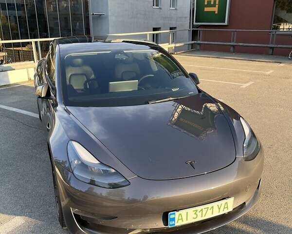 Серый Тесла Модель 3, объемом двигателя 0 л и пробегом 49 тыс. км за 24500 $, фото 15 на Automoto.ua
