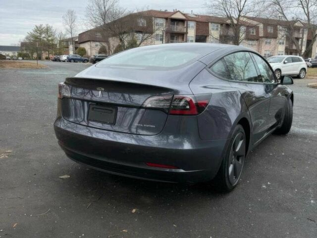 Серый Тесла Модель 3, объемом двигателя 0 л и пробегом 23 тыс. км за 10500 $, фото 5 на Automoto.ua