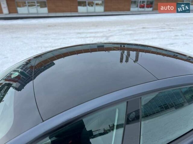 Серый Тесла Модель 3, объемом двигателя 0 л и пробегом 37 тыс. км за 22500 $, фото 24 на Automoto.ua