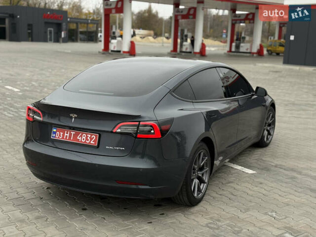 Серый Тесла Модель 3, объемом двигателя 0 л и пробегом 31 тыс. км за 23200 $, фото 13 на Automoto.ua