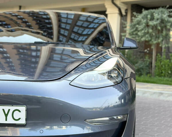 Сірий Тесла Модель 3, об'ємом двигуна 0 л та пробігом 47 тис. км за 23300 $, фото 3 на Automoto.ua