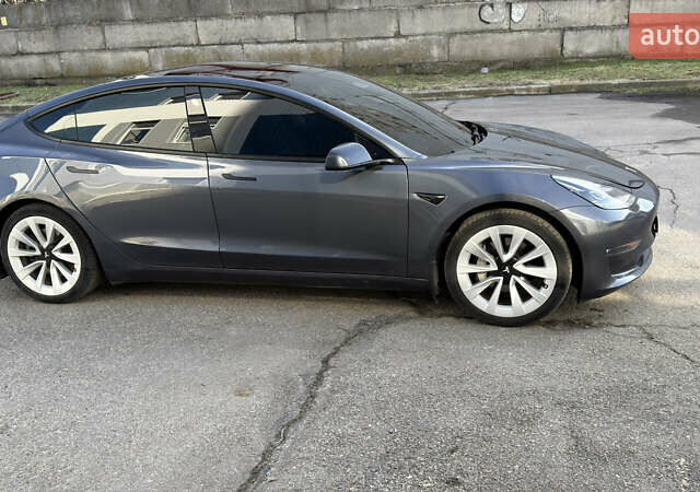 Сірий Тесла Модель 3, об'ємом двигуна 0 л та пробігом 88 тис. км за 18100 $, фото 7 на Automoto.ua