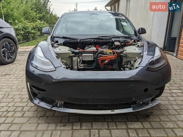 Сірий Тесла Модель 3, об'ємом двигуна 0 л та пробігом 180 тис. км за 12800 $, фото 1 на Automoto.ua