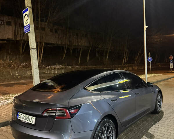 Сірий Тесла Модель 3, об'ємом двигуна 0 л та пробігом 31 тис. км за 22150 $, фото 4 на Automoto.ua