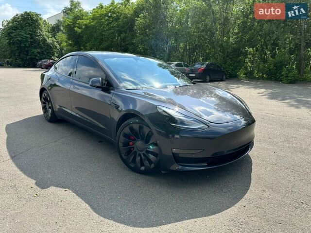 Сірий Тесла Модель 3, об'ємом двигуна 0 л та пробігом 47 тис. км за 23600 $, фото 1 на Automoto.ua