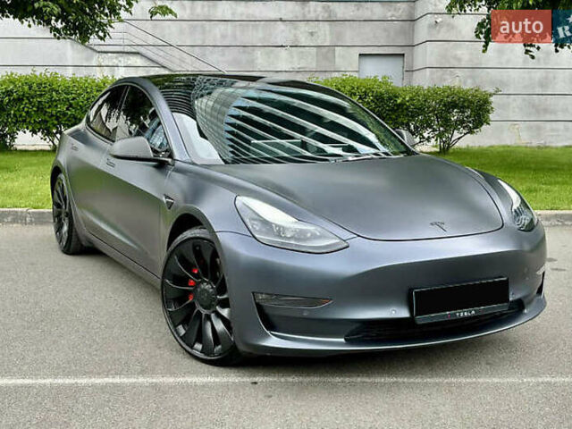 Сірий Тесла Модель 3, об'ємом двигуна 0 л та пробігом 41 тис. км за 17900 $, фото 7 на Automoto.ua