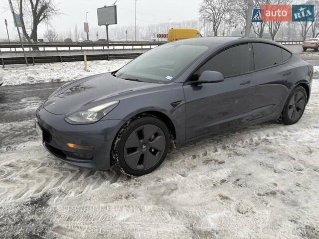 Серый Тесла Модель 3, объемом двигателя 0 л и пробегом 31 тыс. км за 21500 $, фото 9 на Automoto.ua