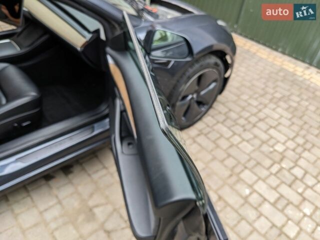 Сірий Тесла Модель 3, об'ємом двигуна 0 л та пробігом 180 тис. км за 12800 $, фото 16 на Automoto.ua