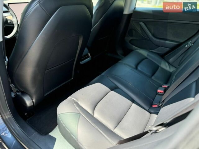 Сірий Тесла Модель 3, об'ємом двигуна 0 л та пробігом 80 тис. км за 23000 $, фото 6 на Automoto.ua