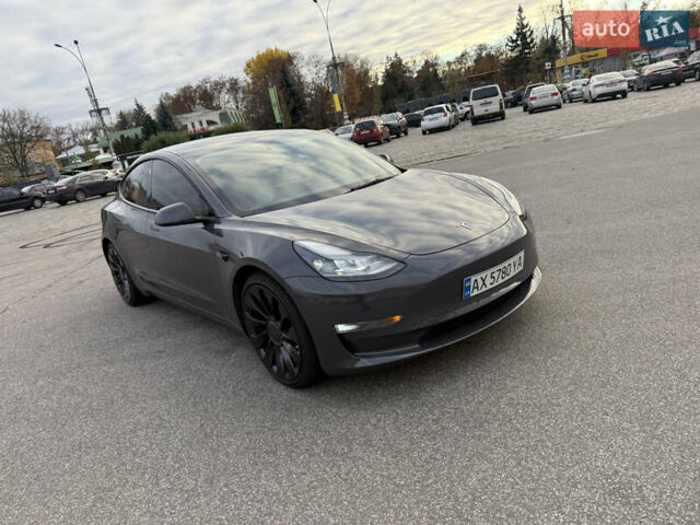 Серый Тесла Модель 3, объемом двигателя 0 л и пробегом 131 тыс. км за 27000 $, фото 5 на Automoto.ua