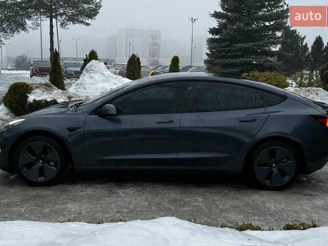 Серый Тесла Модель 3, объемом двигателя 0 л и пробегом 24 тыс. км за 22800 $, фото 3 на Automoto.ua