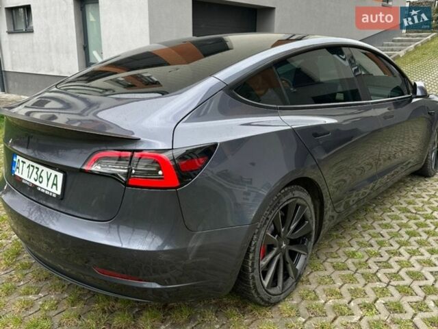 Сірий Тесла Модель 3, об'ємом двигуна 0 л та пробігом 57 тис. км за 25000 $, фото 17 на Automoto.ua