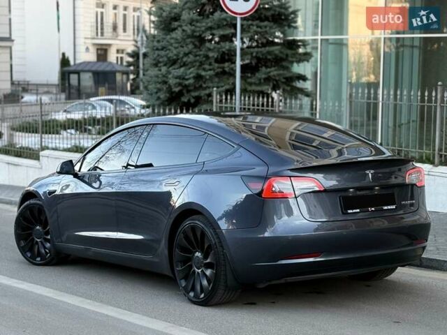 Сірий Тесла Модель 3, об'ємом двигуна 0 л та пробігом 43 тис. км за 19700 $, фото 15 на Automoto.ua