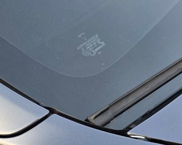 Серый Тесла Модель 3, объемом двигателя 0 л и пробегом 86 тыс. км за 18900 $, фото 20 на Automoto.ua