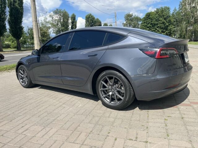 Сірий Тесла Модель 3, об'ємом двигуна 0 л та пробігом 233 тис. км за 17598 $, фото 5 на Automoto.ua