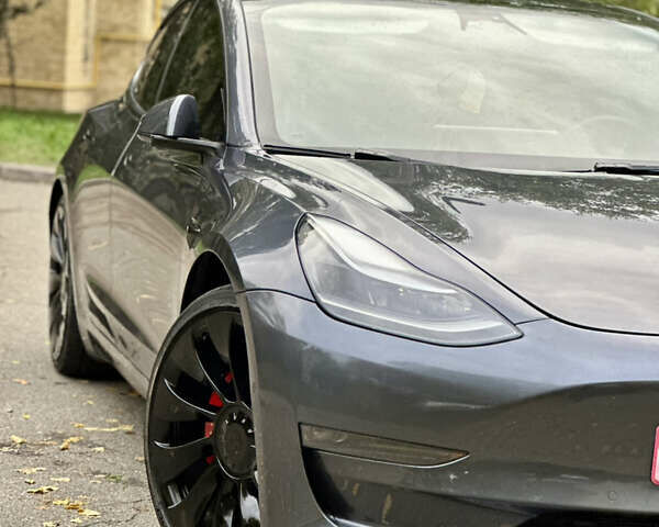 Тесла Модель 3 2022 в Киеве на Automoto.ua Серый Тесла Модель 3, объемом двигателя 0 л и пробегом 229 тыс. км за 22000 $, фото 7 на Automoto.ua