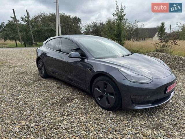 Сірий Тесла Модель 3, об'ємом двигуна 0 л та пробігом 41 тис. км за 24500 $, фото 1 на Automoto.ua