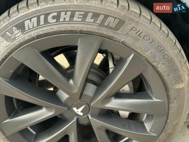 Сірий Тесла Модель 3, об'ємом двигуна 0 л та пробігом 48 тис. км за 19900 $, фото 8 на Automoto.ua