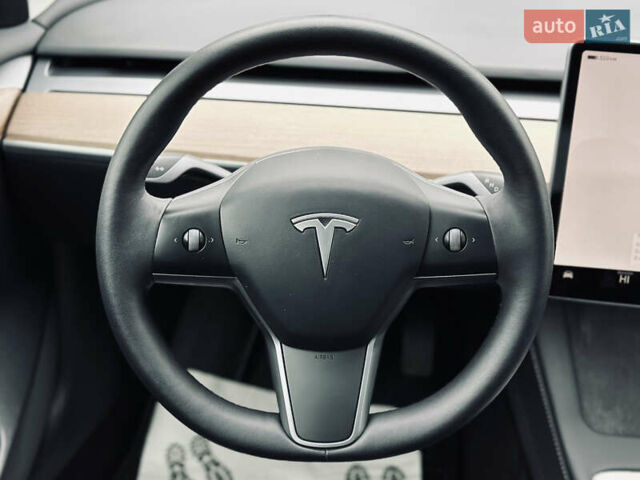 Серый Тесла Модель 3, объемом двигателя 0 л и пробегом 53 тыс. км за 18999 $, фото 41 на Automoto.ua