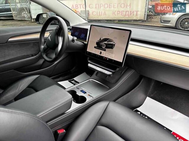 Сірий Тесла Модель 3, об'ємом двигуна 0 л та пробігом 69 тис. км за 25990 $, фото 20 на Automoto.ua
