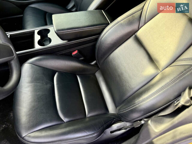 Сірий Тесла Модель 3, об'ємом двигуна 0 л та пробігом 251 тис. км за 14350 $, фото 8 на Automoto.ua